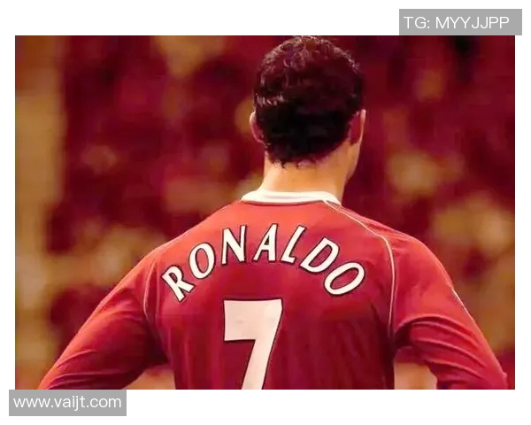 七号球衣传奇足球明星背后的故事与成就解析