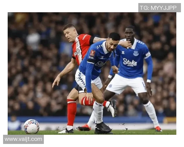 卢顿与伯明翰激战正酣赛果揭晓精彩瞬间回顾